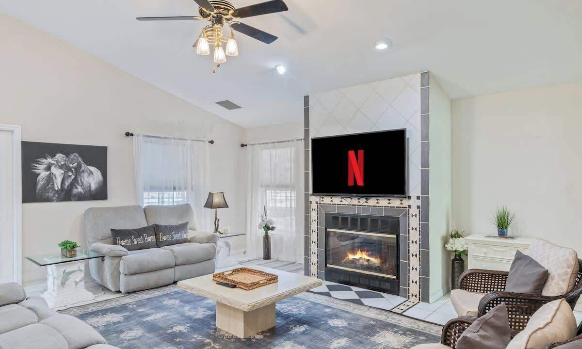 Photo of Livingroom in Fellowship