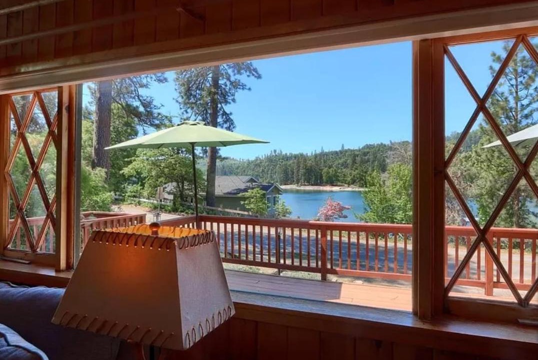 Photo of Patio Balcony in Bass Lake