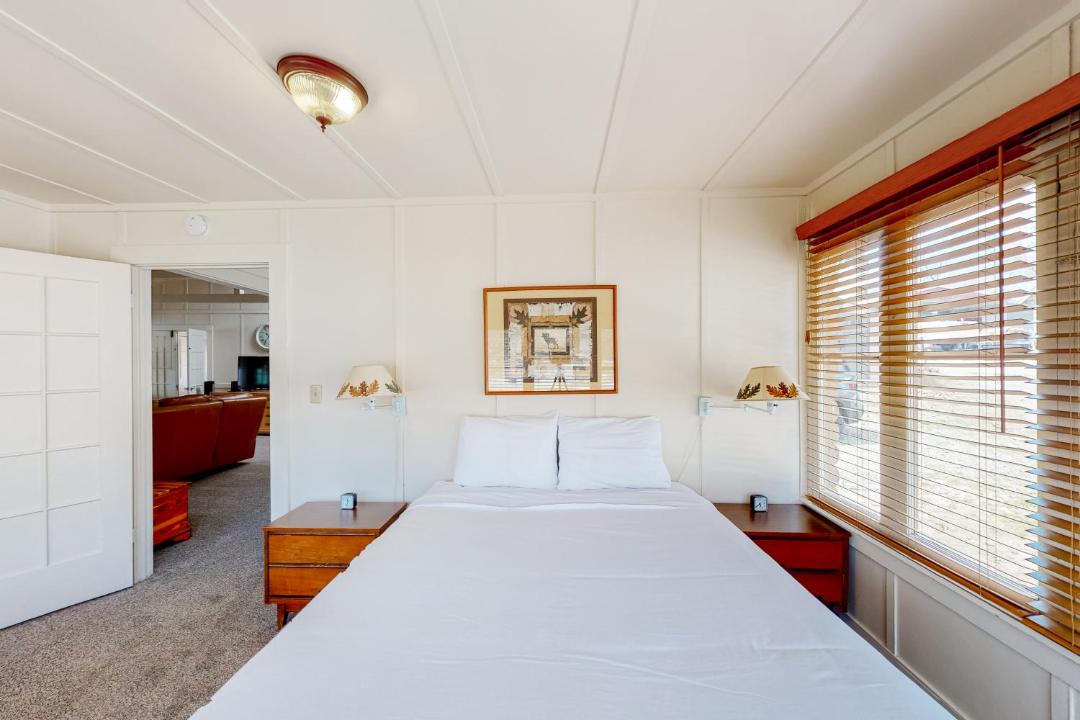 Photo of Bedroom in Bass Lake