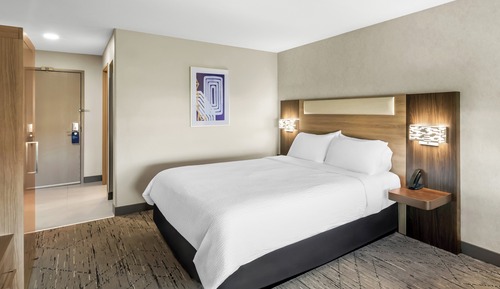 Standard Room, 1 King Bed, Jetted Tub