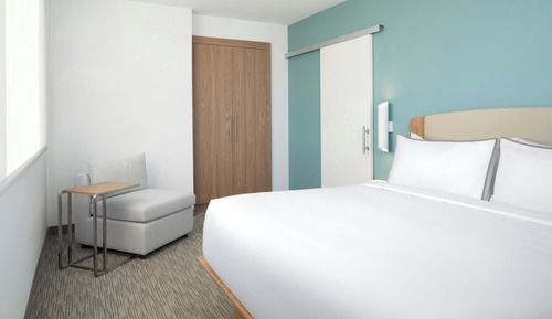 Executive Suite, 1 Bedroom (No View)