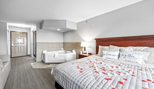 Honeymoon Room
