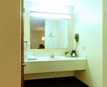 King Room - Non-Smoking