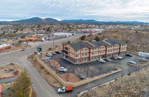Tyrone Hotel | Quality Inn