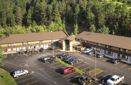 Deadwood Hotel | Deadwood Gulch Resort, Trademark Collection by Wyndham