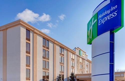 Flint Hotel | Holiday Inn Express Flint-Campus Area, an Ihg Hotel