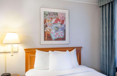 Farmington Hotel | La Quinta Inn by Wyndham Farmington