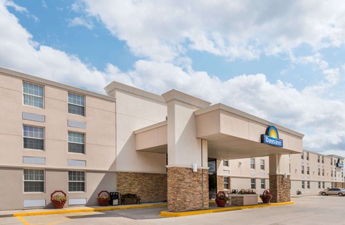 Gillette Hotel | Days Inn by Wyndham Gillette