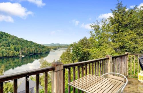 Wentworth-Nord House | Lac Laurel Access Spa & Nature